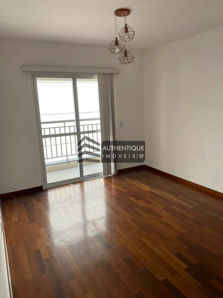 Apartamento à venda com 2 quartos, 70m² - Foto 2