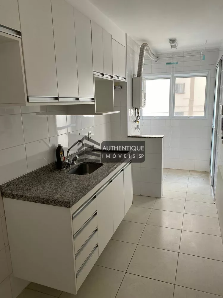 Apartamento à venda com 2 quartos, 70m² - Foto 4