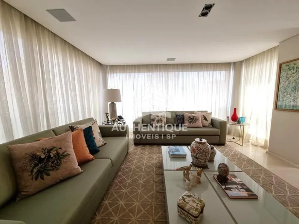 Apartamento, 3 quartos, 370 m² - Foto 1