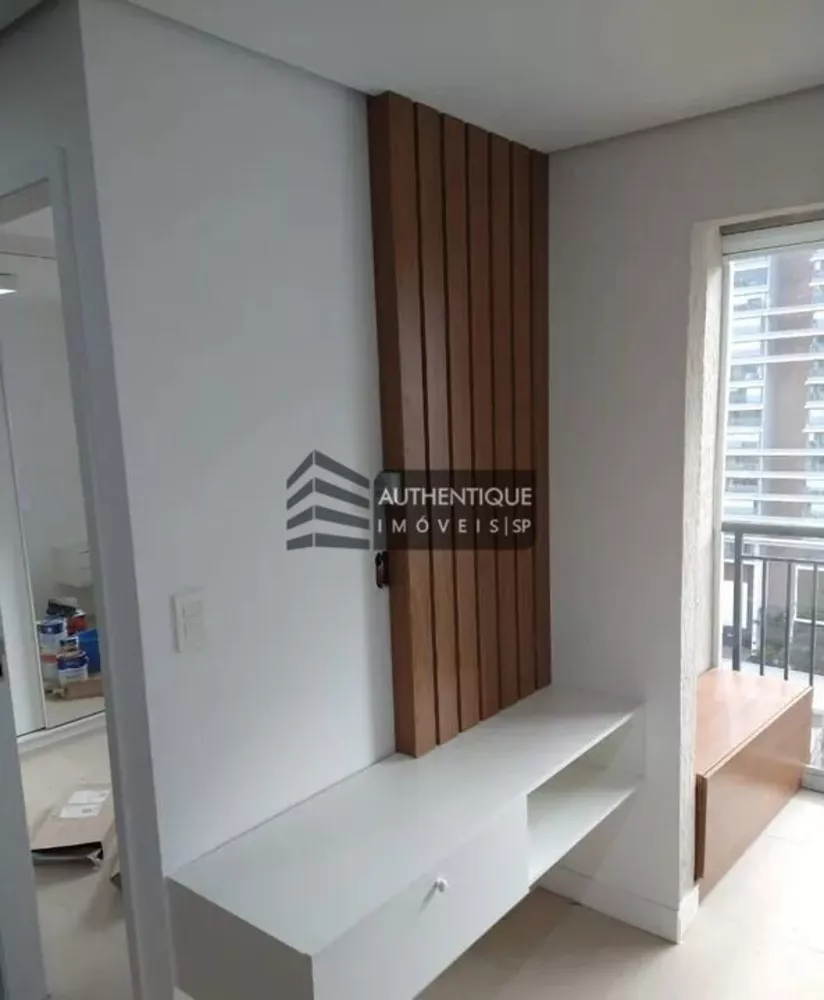 Apartamento à venda com 1 quarto, 32m² - Foto 2