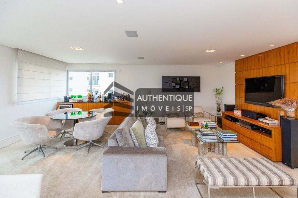 Apartamento à venda com 4 quartos, 240m² - Foto 5