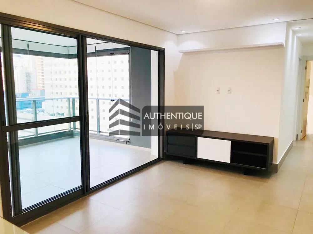 Apartamento à venda com 2 quartos, 81m² - Foto 1