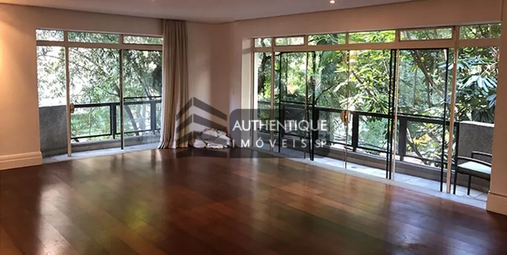 Apartamento à venda com 3 quartos, 245m² - Foto 1