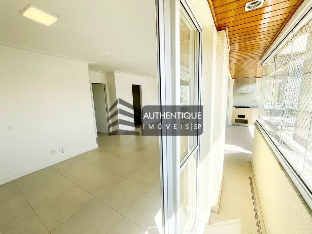 Apartamento à venda com 3 quartos, 128m² - Foto 3