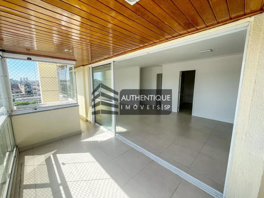 Apartamento à venda com 3 quartos, 128m² - Foto 2