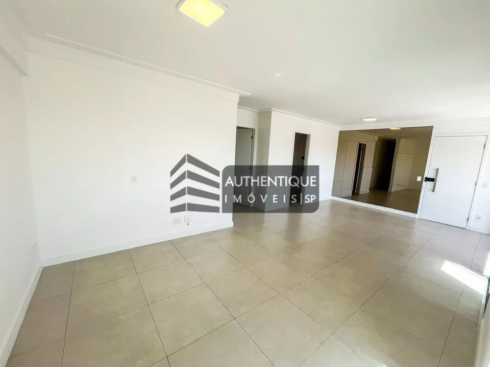 Apartamento à venda com 3 quartos, 128m² - Foto 4