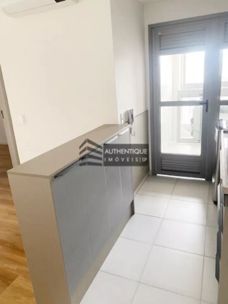 Apartamento à venda com 2 quartos, 64m² - Foto 2