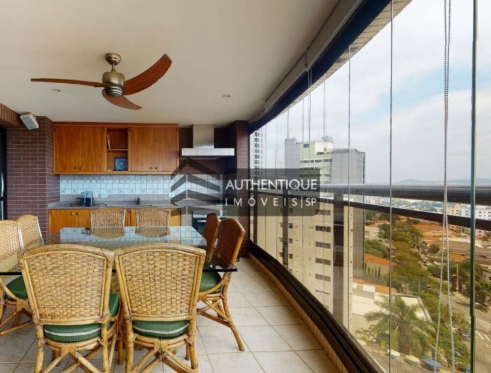 Apartamento à venda com 4 quartos, 247m² - Foto 4