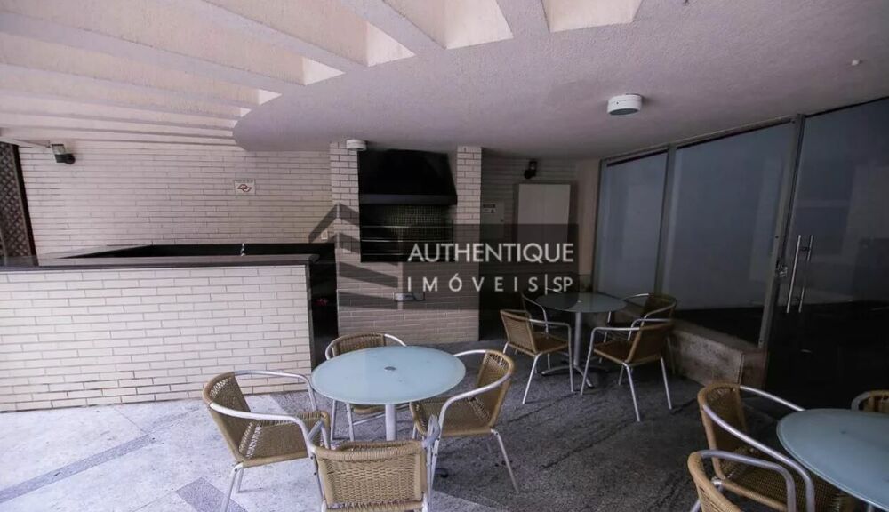 Apartamento à venda com 4 quartos, 247m² - Foto 2