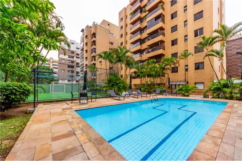Cobertura, 3 quartos, 195 m² - Foto 1