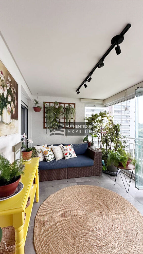 Apartamento à venda com 3 quartos, 162m² - Foto 1