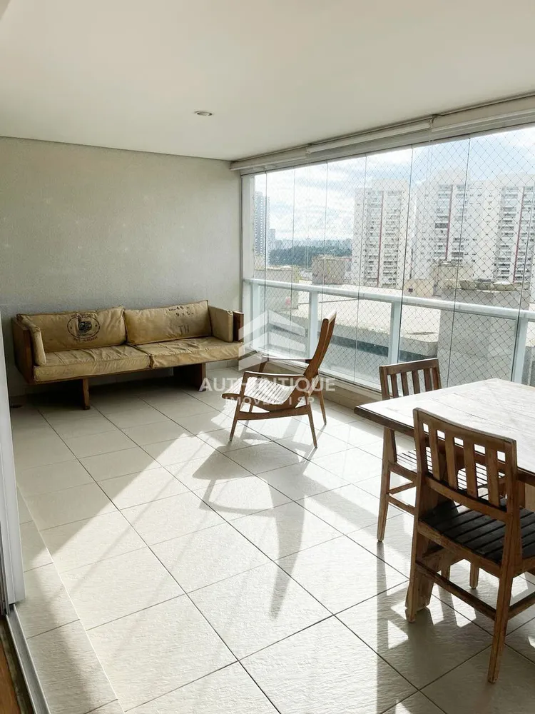 Apartamento, 3 quartos, 142 m² - Foto 2