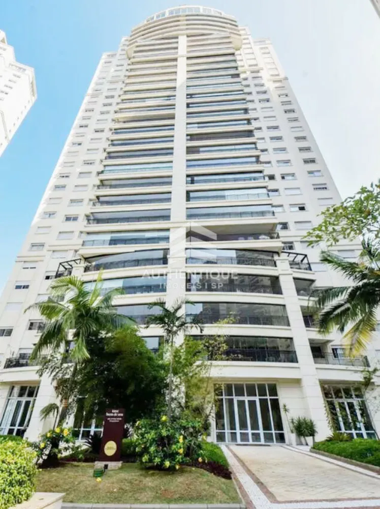 Apartamento, 3 quartos, 223 m² - Foto 1