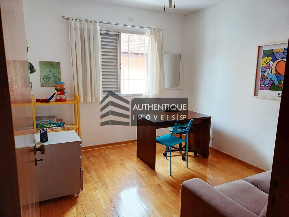 Casa, 3 quartos, 210 m² - Foto 1
