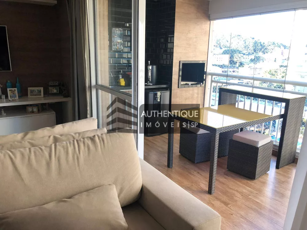 Apartamento à venda com 3 quartos, 128m² - Foto 2