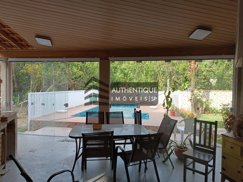 Sobrado, 4 quartos, 250 m² - Foto 1