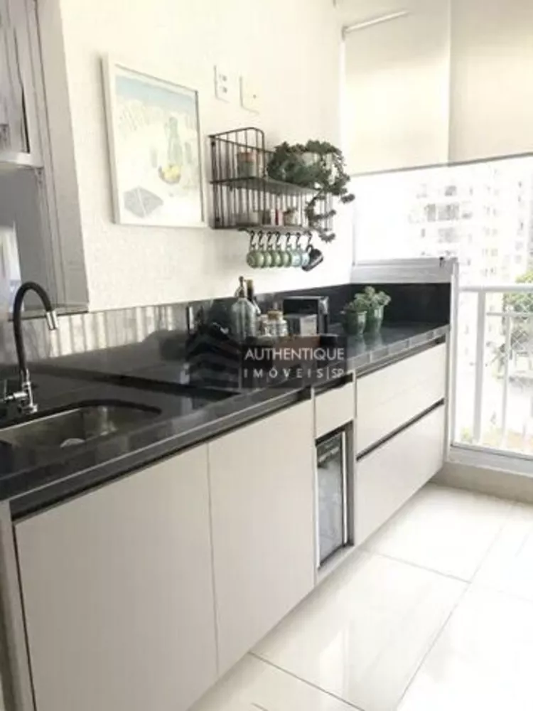 Apartamento à venda com 2 quartos, 64m² - Foto 4