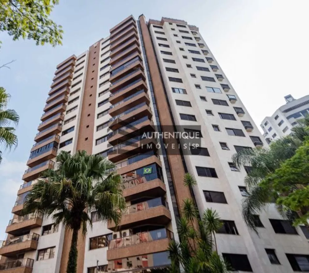 Apartamento à venda com 4 quartos, 240m² - Foto 1