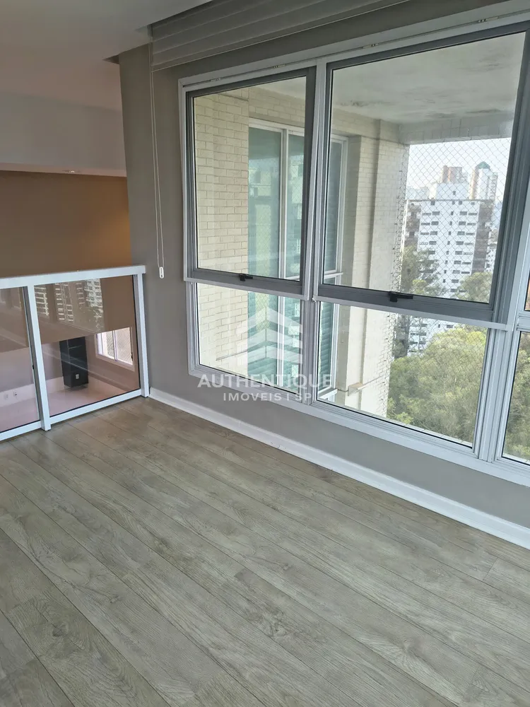 Apartamento, 3 quartos, 260 m² - Foto 5