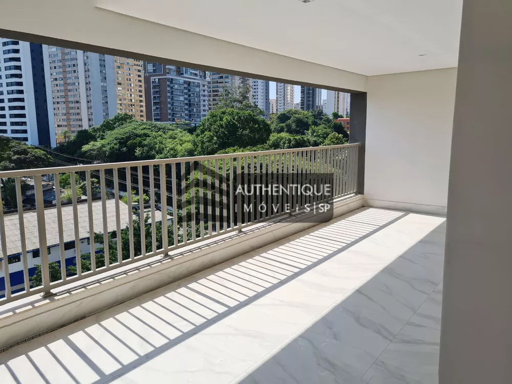 Apartamento à venda com 3 quartos, 158m² - Foto 3