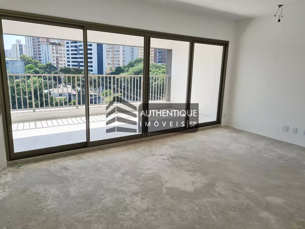 Apartamento à venda com 3 quartos, 158m² - Foto 2