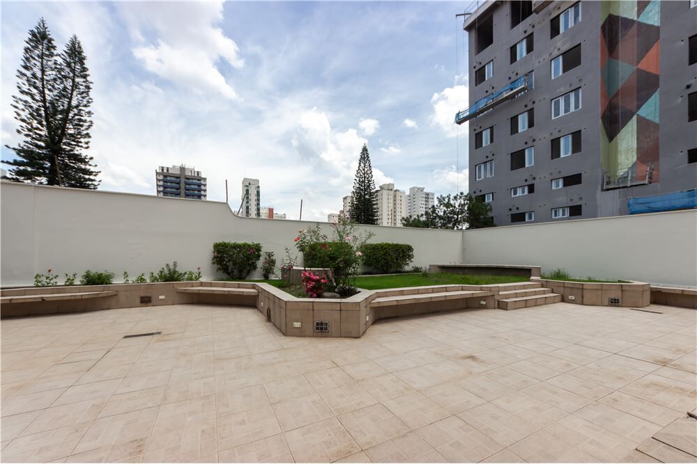 Apartamento à venda com 4 quartos, 225m² - Foto 7