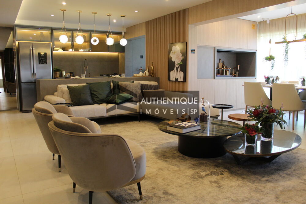 Apartamento à venda com 3 quartos, 136m² - Foto 1