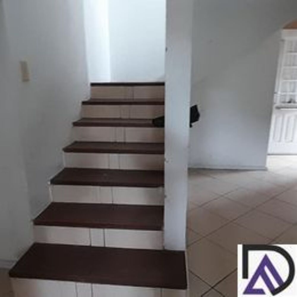 Sobrado, 4 quartos, 200 m² - Foto 1