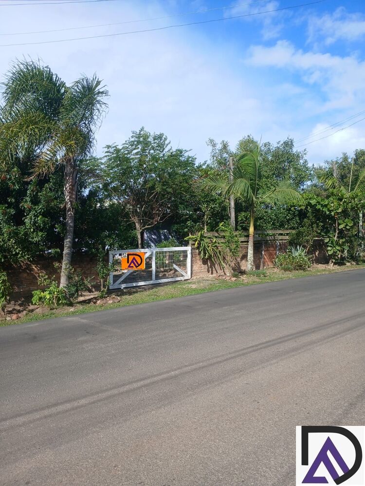 Casa, 6 quartos, 199 m² - Foto 1