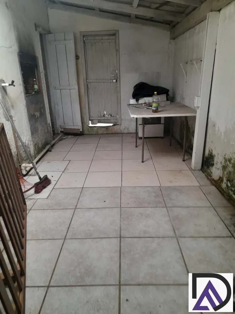 Casa, 4 quartos, 240 m² - Foto 13
