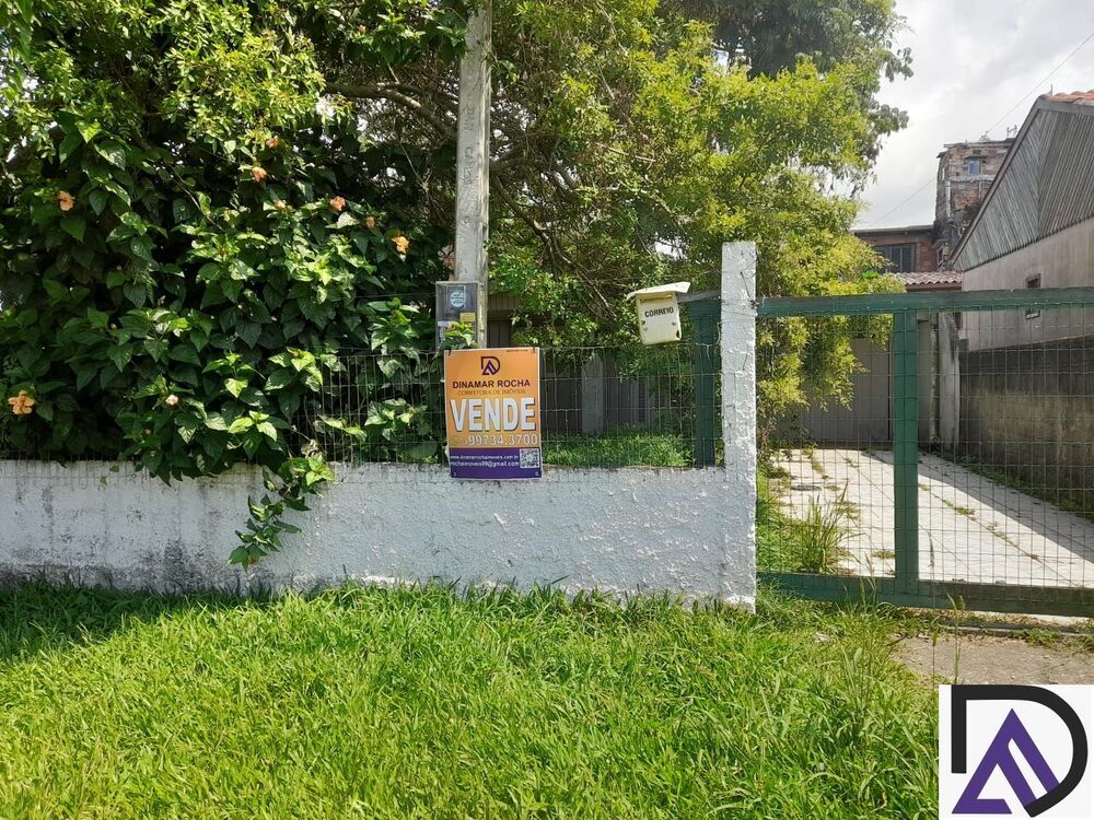 Casa, 4 quartos, 240 m² - Foto 1