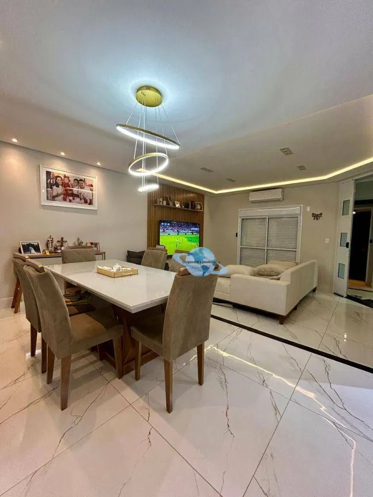 Casa, 3 quartos, 230 m² - Foto 2