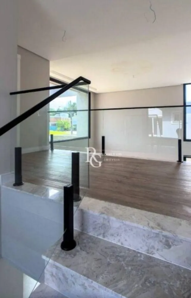Casa, 4 quartos, 349 m² - Foto 2