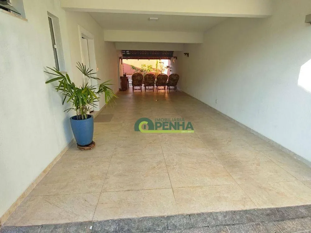 Casa, 4 quartos, 207 m² - Foto 1