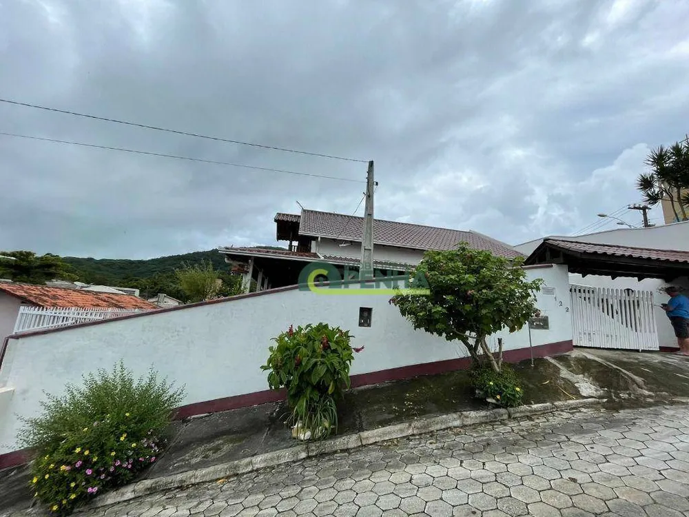 Casa, 3 quartos, 140 m² - Foto 1