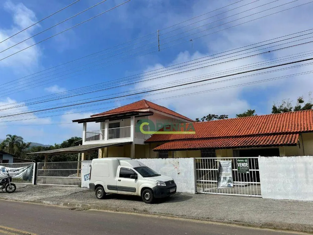 Casa, 2 quartos, 360 m² - Foto 1
