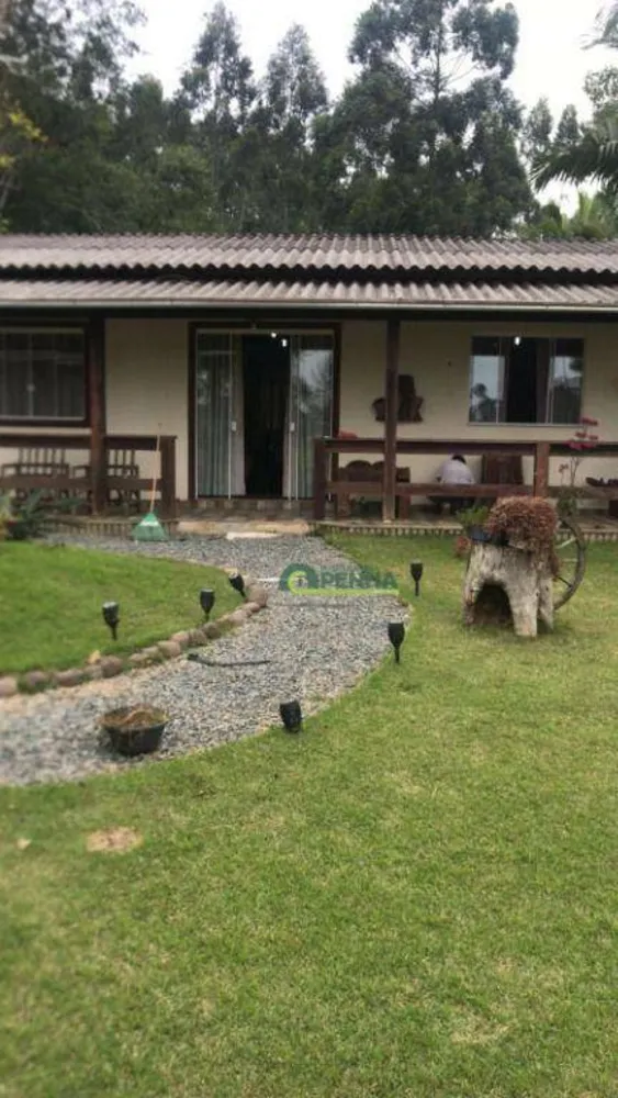 Chácara, 2 quartos, 2100 m² - Foto 1