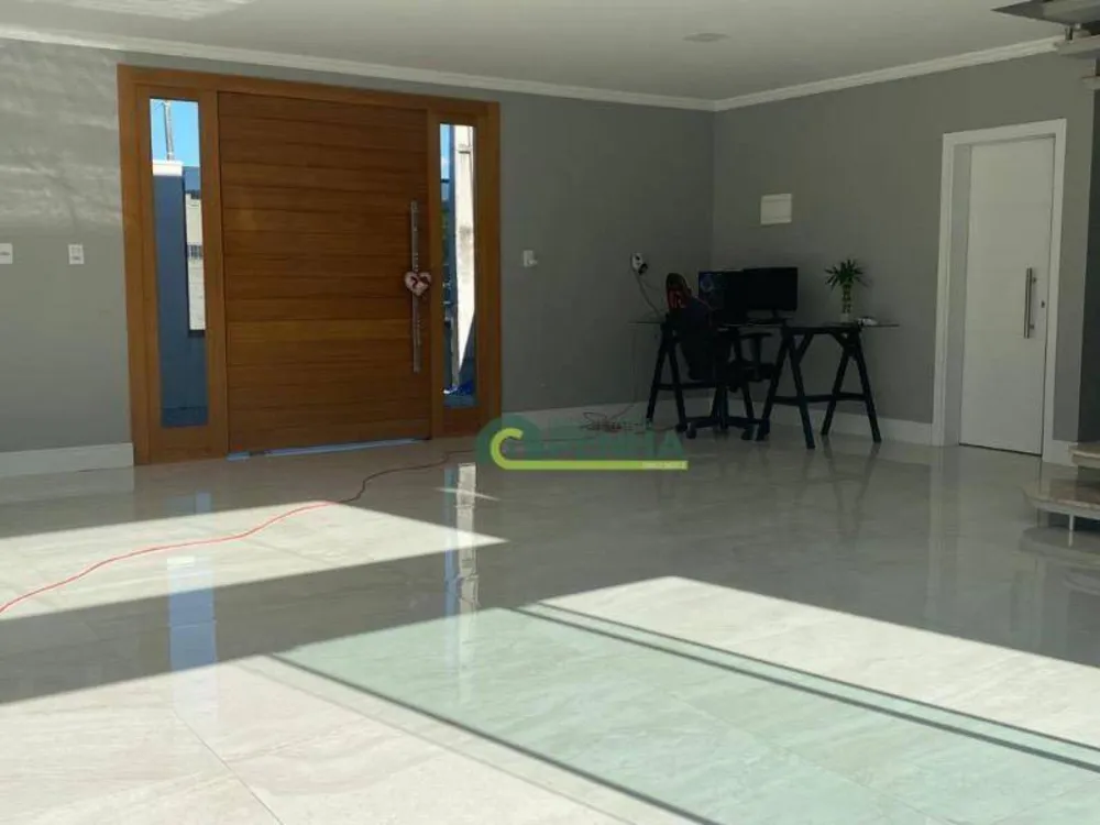 Sobrado, 3 quartos, 301 m² - Foto 4