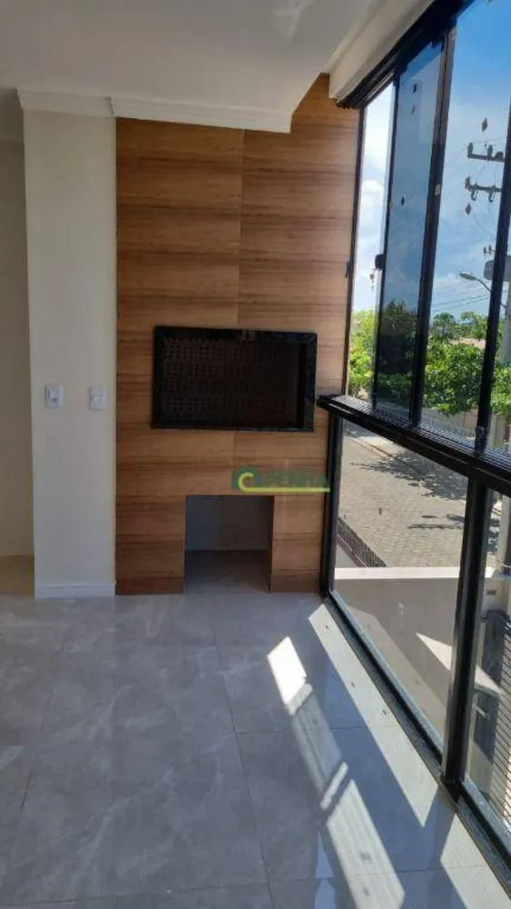 Apartamento, 3 quartos, 95 m² - Foto 2
