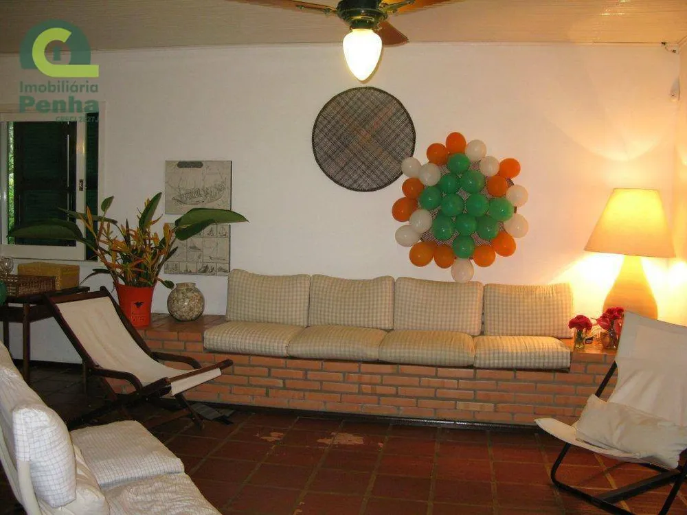 Casa, 5 quartos, 226 m² - Foto 3