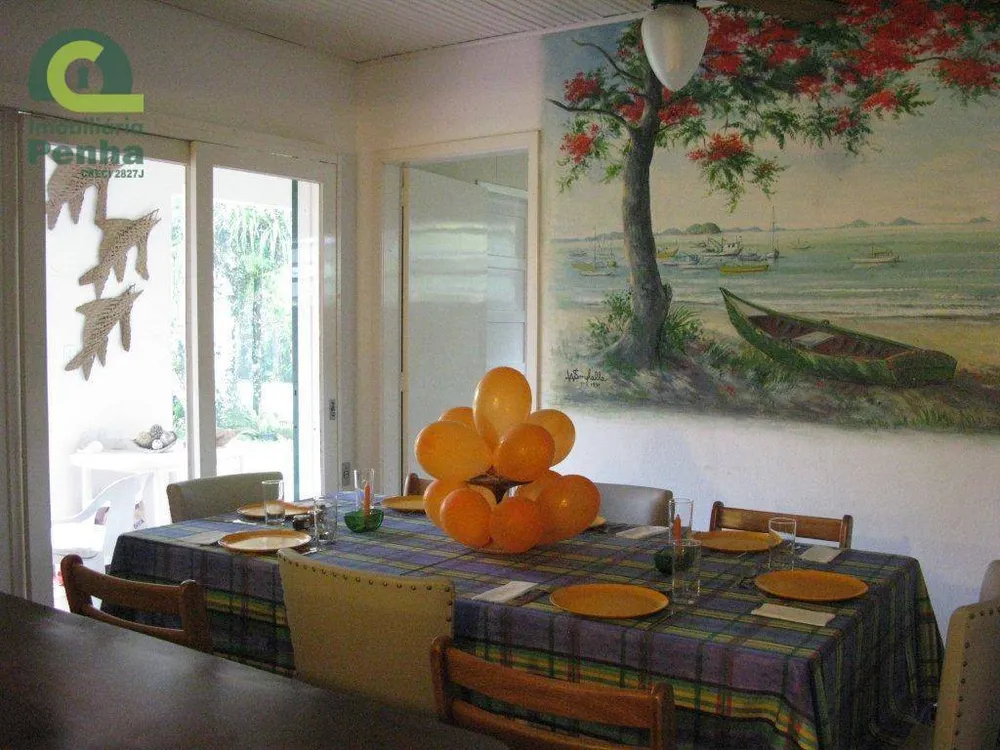 Casa, 5 quartos, 226 m² - Foto 4