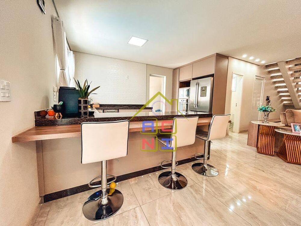 Sobrado, 206 m² - Foto 2