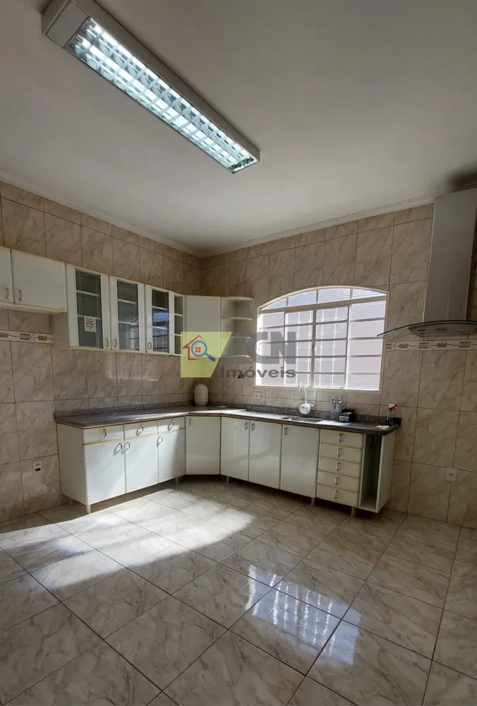 Casa, 4 quartos, 185 m² - Foto 4