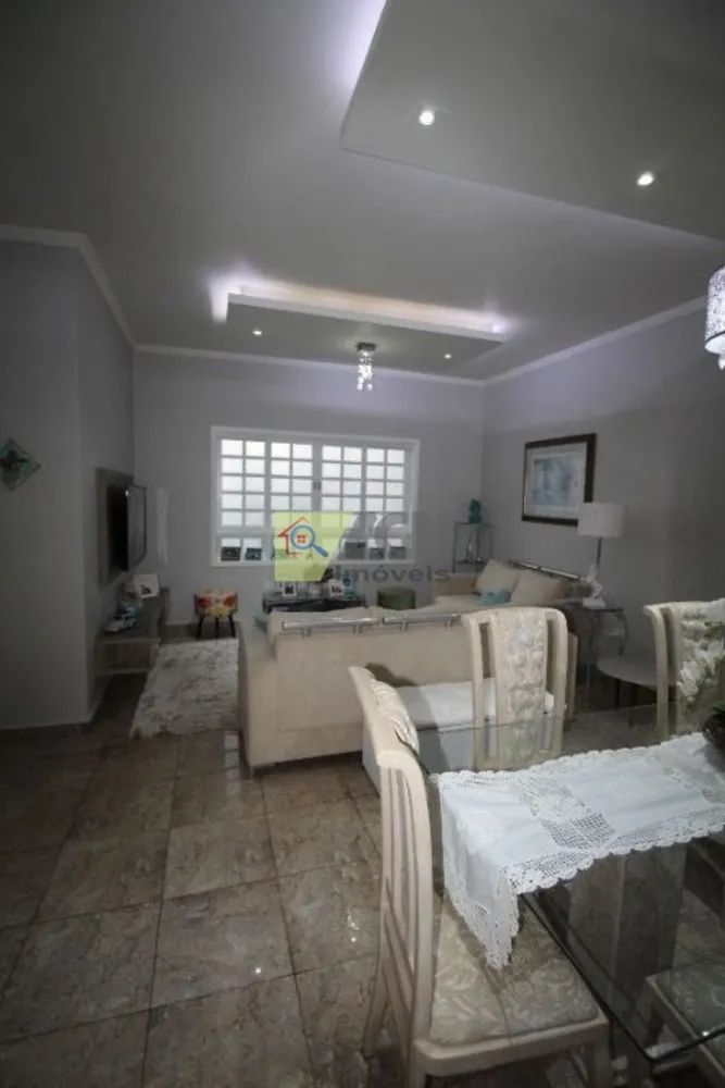 Casa, 4 quartos, 261 m² - Foto 3