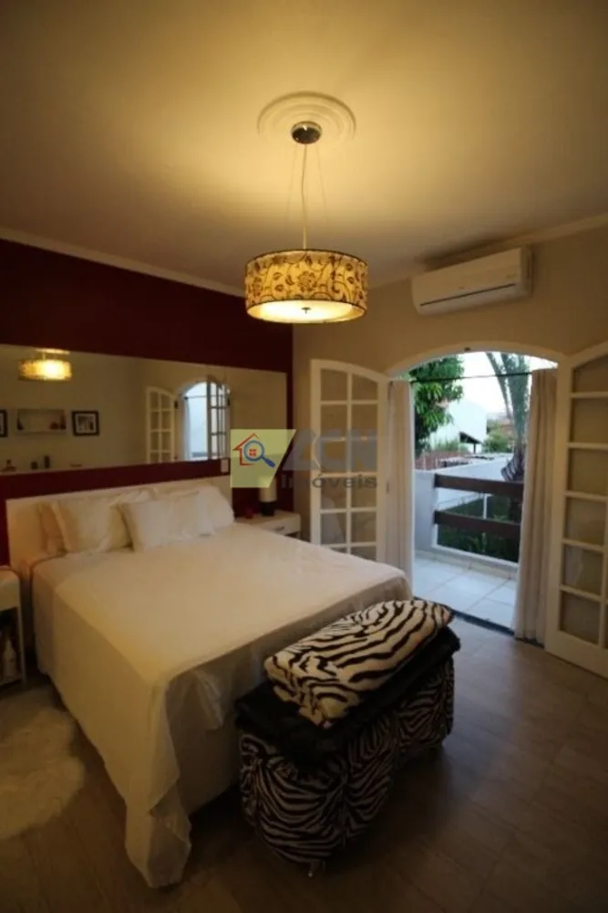 Casa, 4 quartos, 261 m² - Foto 8