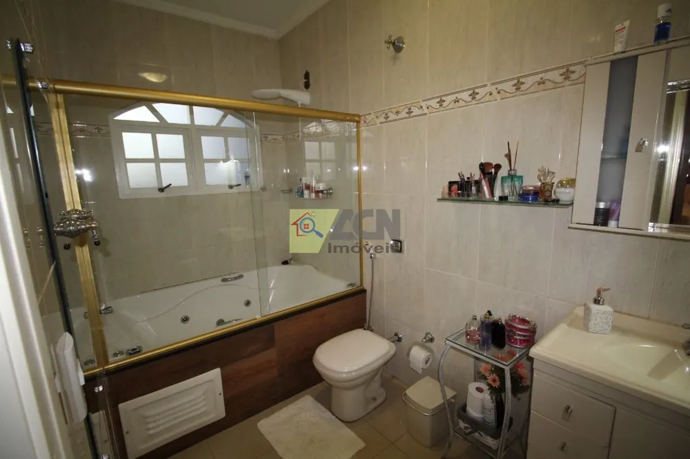 Casa, 4 quartos, 261 m² - Foto 9
