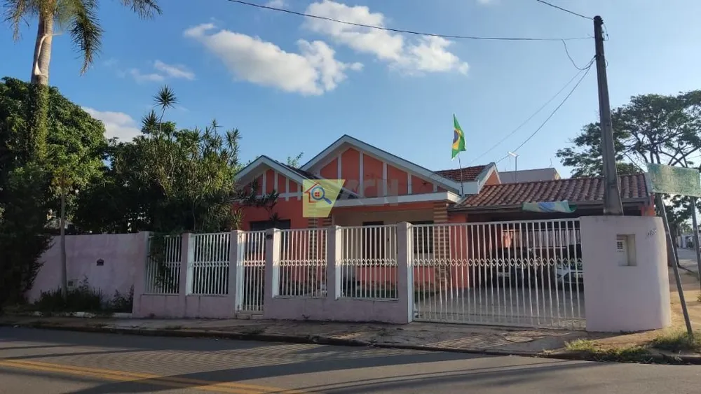 Casa, 3 quartos, 235 m² - Foto 2