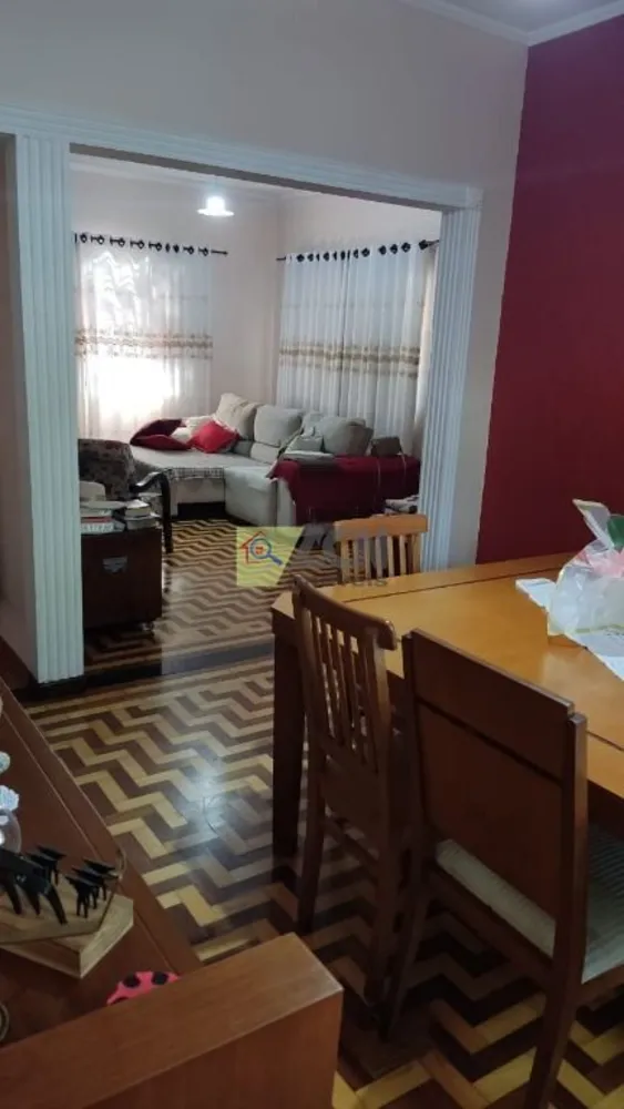 Casa, 3 quartos, 235 m² - Foto 7