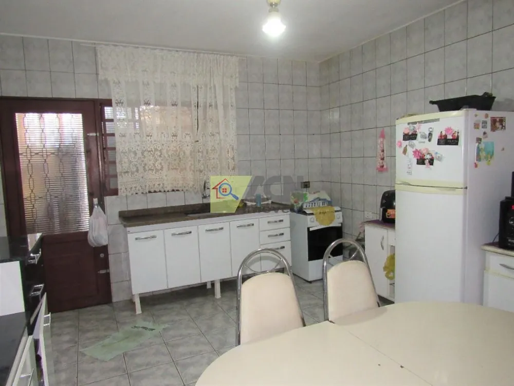 Casa, 3 quartos, 220 m² - Foto 8
