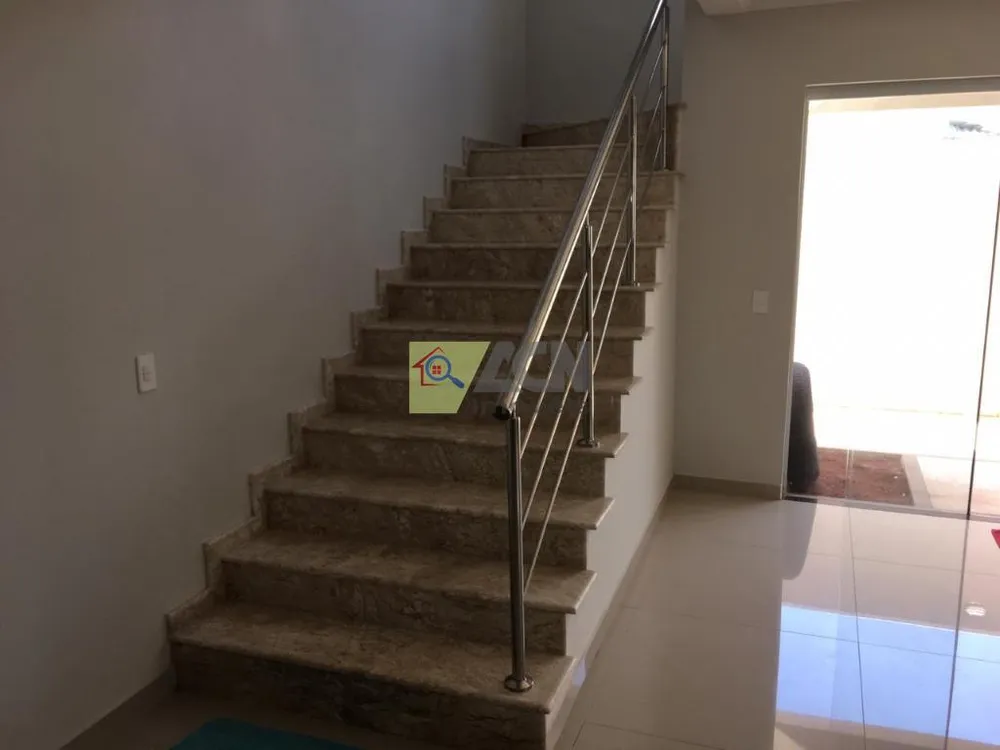 Sobrado, 3 quartos, 368 m² - Foto 2